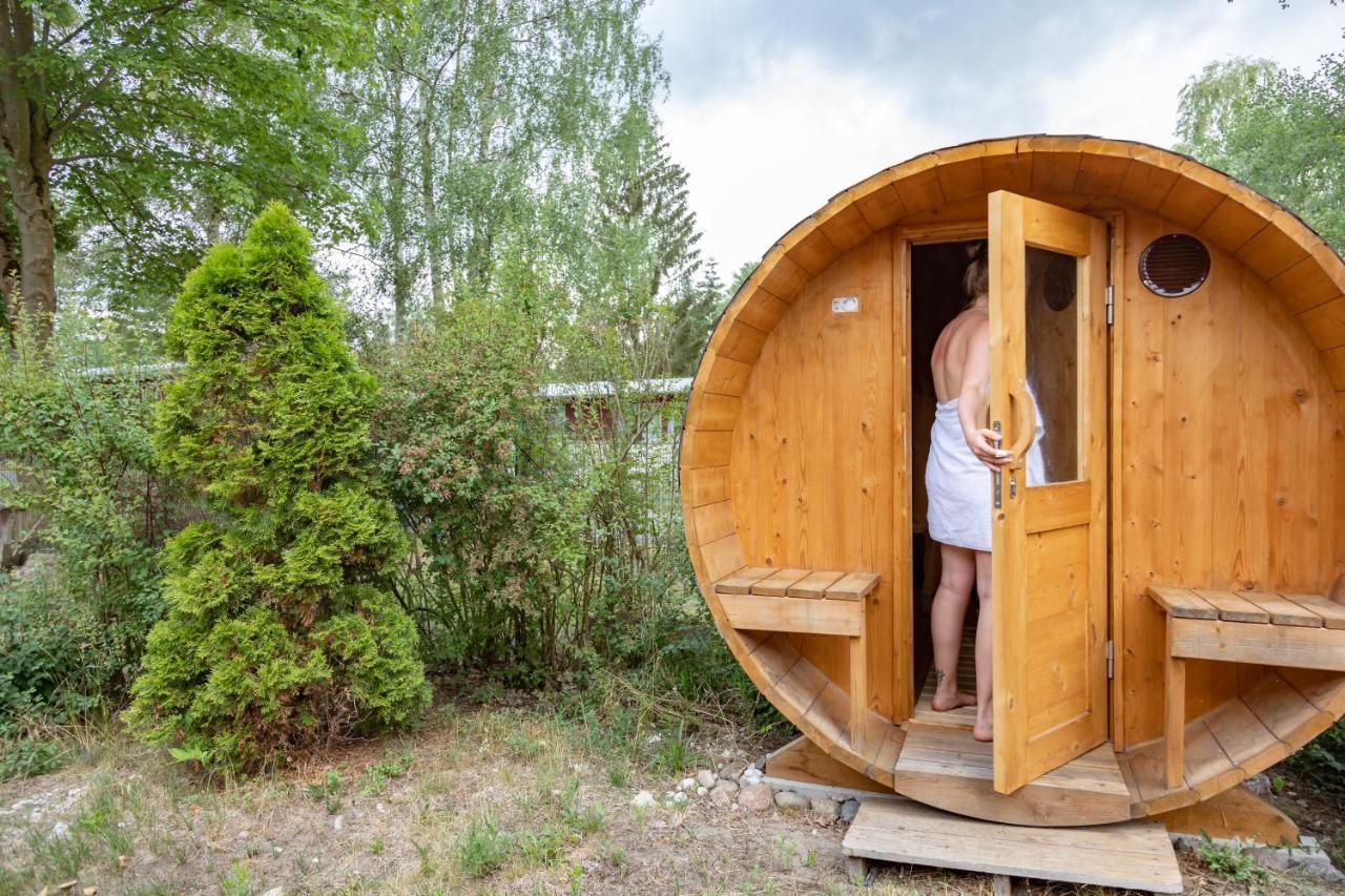 Gemütliches Tinyhouse Bungalow mit Kamin&Sauna am See Joachimsthal Exterior foto