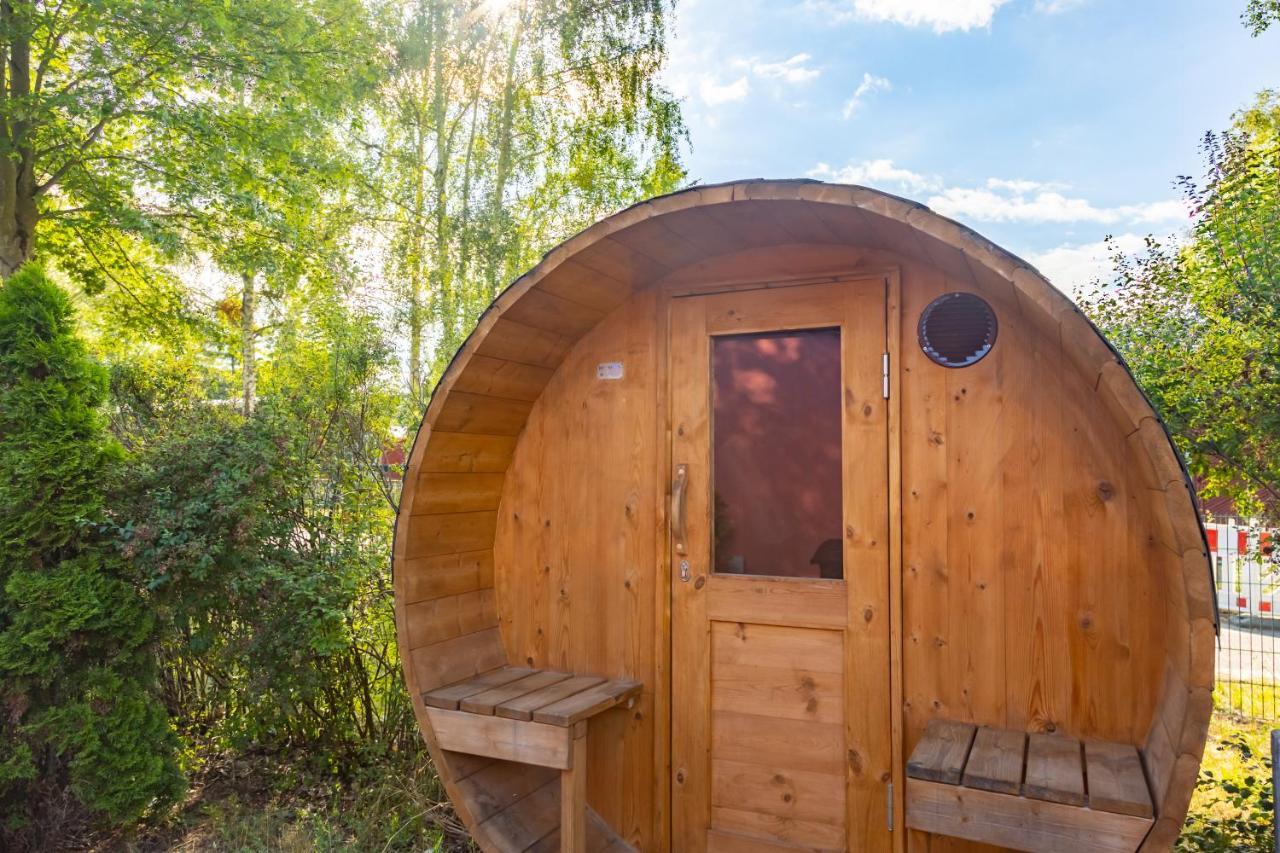 Gemütliches Tinyhouse Bungalow mit Kamin&Sauna am See Joachimsthal Exterior foto